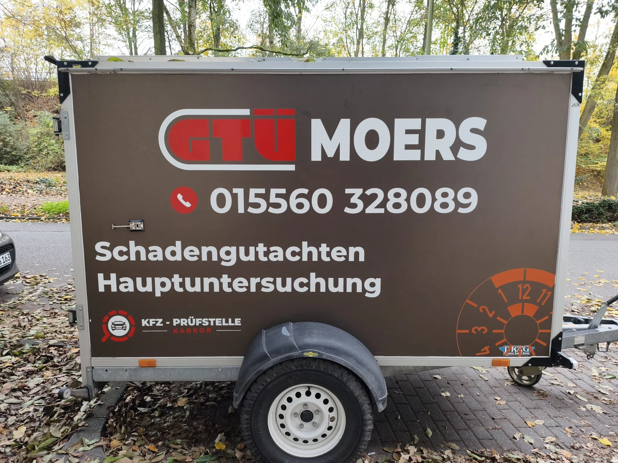 Anhängerbeschriftung – GTÜ Moers · KFZ-Prüfstelle Karkor