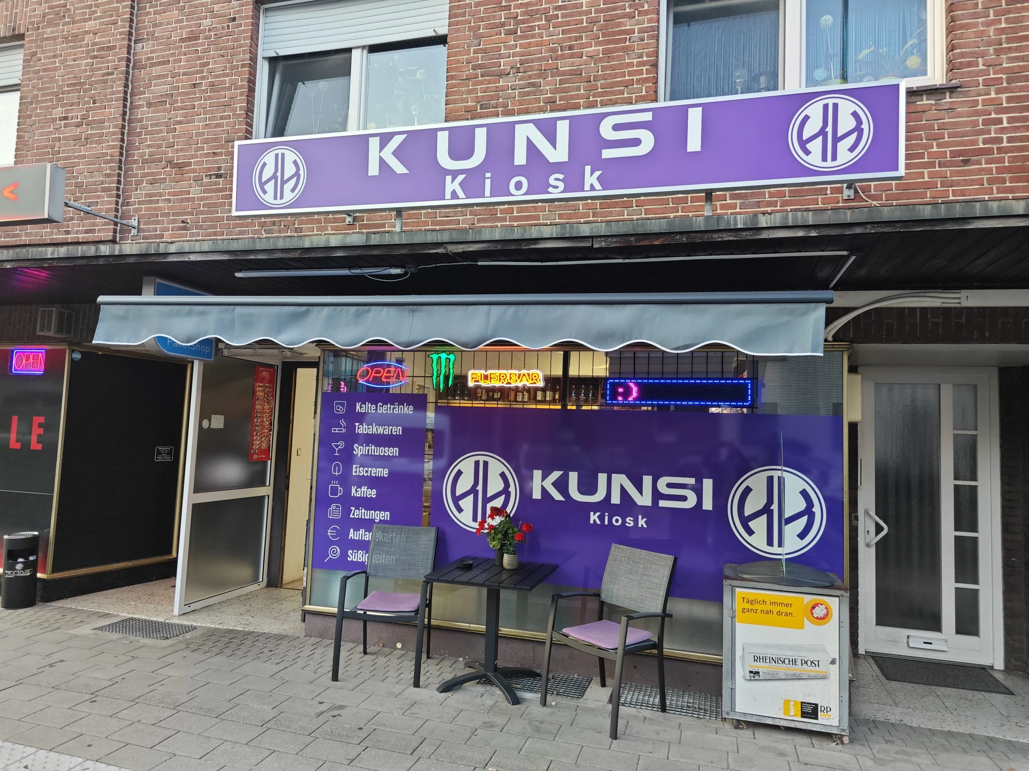Schaufensterbeschriftung – KUNSI Kiosk